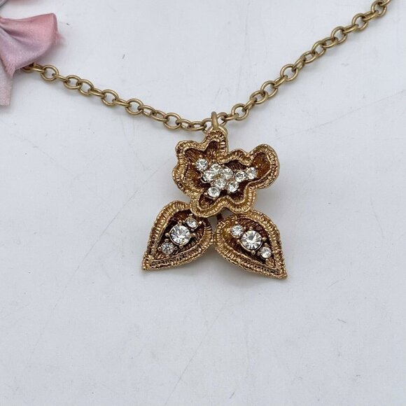 J. Crew Women Rhinestone Pendant Ribbon Necklace Gold Tone Chain Lobster Closure - Picture 3 of 5